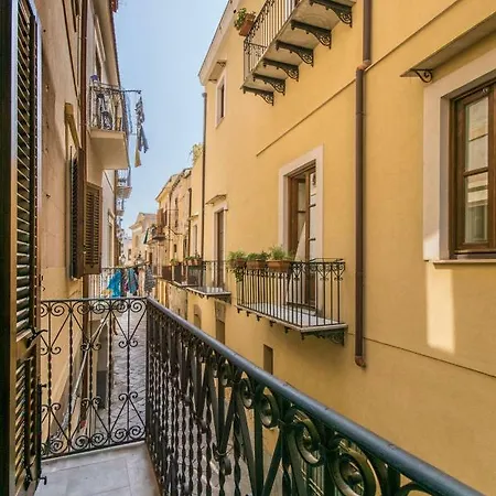 Bed and Breakfast Sheralkes Bed&Breakfast Palermo Exterior foto